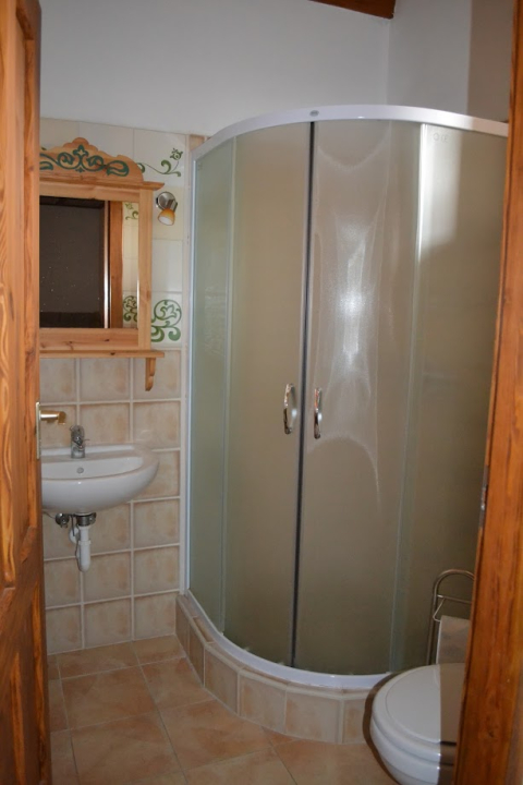 Postakocsi Vend�gh�z - N�tincs