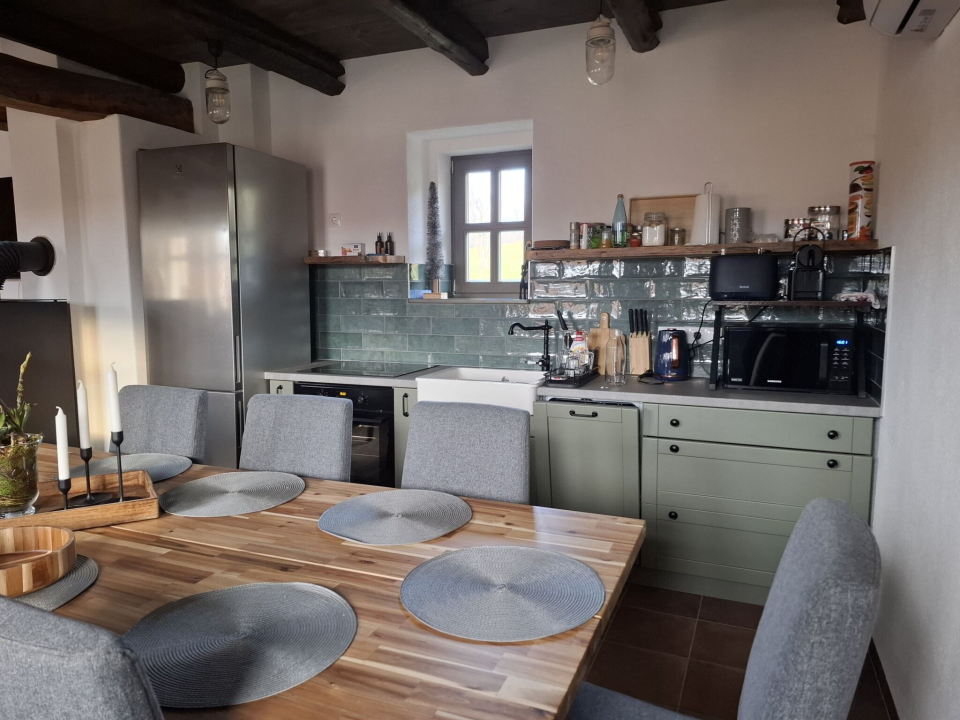 Rigli Vend�gh�z - Z�vod