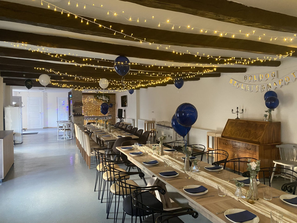 Róza Vendégházak - Tényő