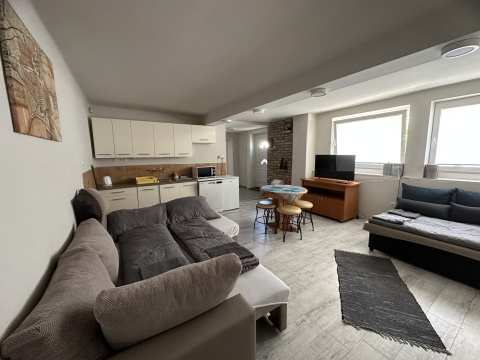 Róza Vendégházak - Tényő