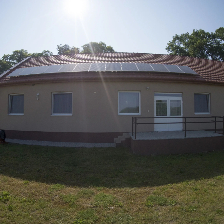 Sulyom Ifj�s�gi Sz�ll� / Szamos Ifj�s�gi Sz�ll�s - G�berj�n