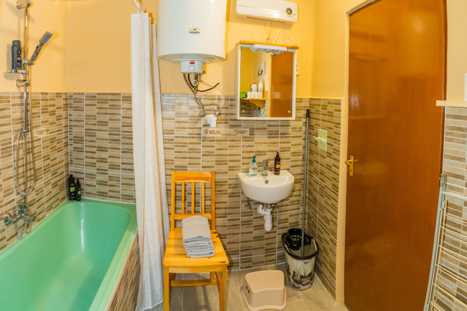 Tama Bárka Vendégház - Tar