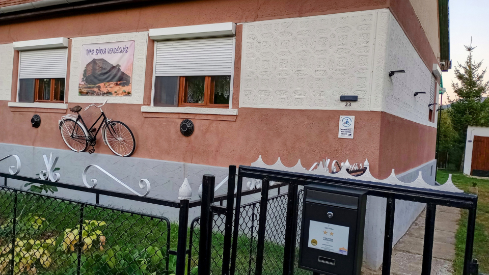 Tama Bárka Vendégház - Tar