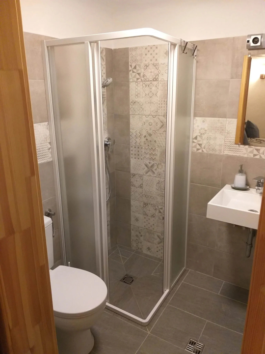 Vikli Vend�gh�z - Z�vod