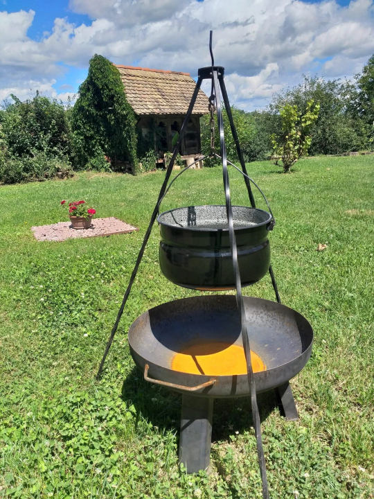 Vikli Vend�gh�z - Z�vod