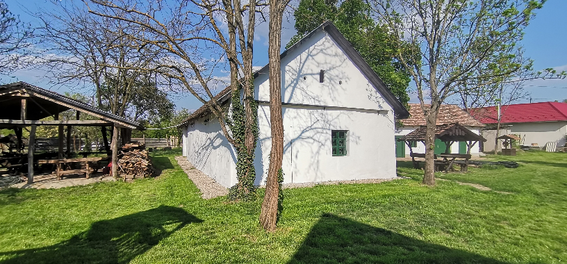 Villa Negra Tanya - Tiszakrt