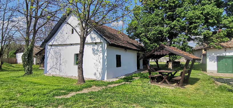Villa Negra Tanya - Tiszakrt