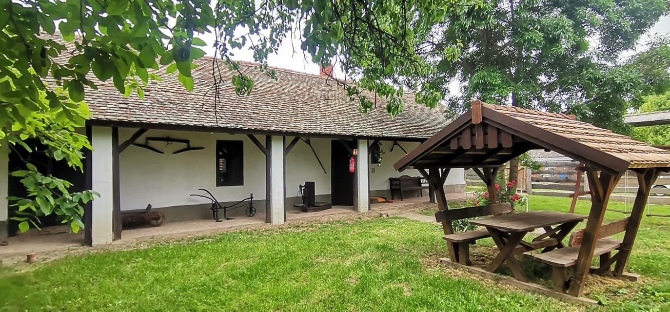 Villa Negra Tanya - Tiszakrt