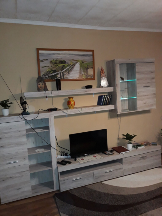 ZOLI VEND�GH�ZAI - M�traderecske