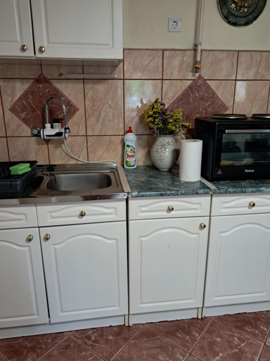 ZOLI VEND�GH�ZAI - M�traderecske